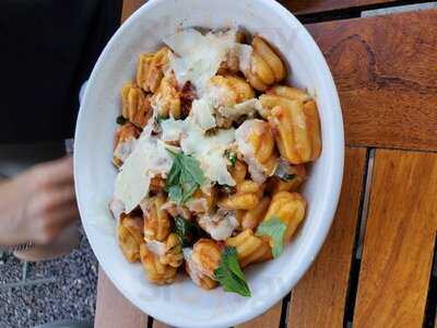 Katie's Pizza & Pasta Osteria