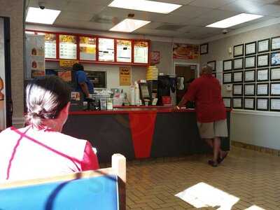 Lee's Famous Recipe Chicken