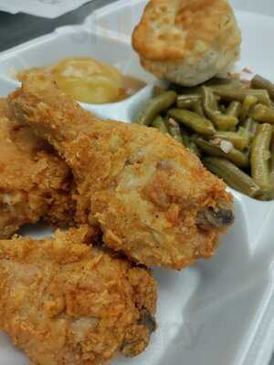 Lee's Famous Recipe Chicken