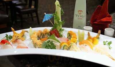 Hayashi Hibachi Japanese Steakhouse And Sushi Bar