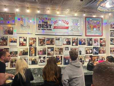 Joe's Pizza