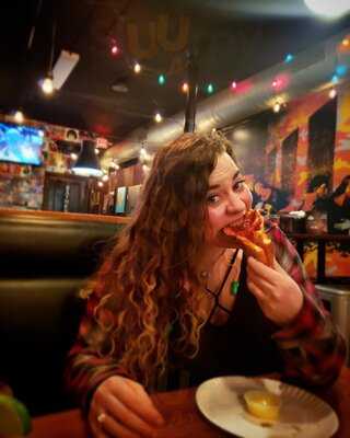 Mikey's Late Night Slice