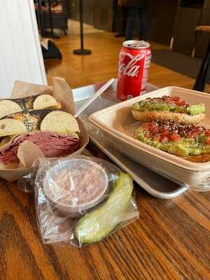 Zucker's Bagels & Smoked Fish