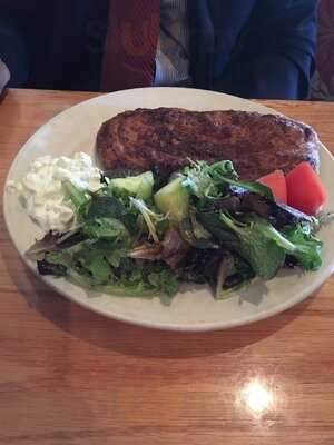 Intermezzo Pizzeria And Cafe