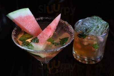 The Cobblestone Bar And Grill