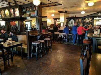 Trinity Hall Irish Pub & Restaurant