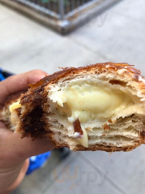 Stan's Donuts & Coffee