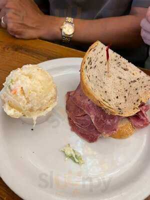 Canter's Deli