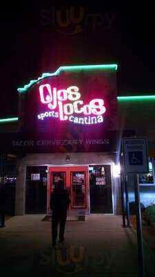 Ojos Locos Sports Cantina