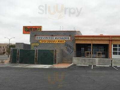 Ojos Locos Sports Cantina