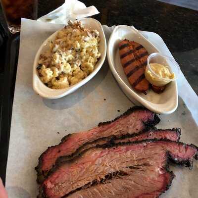 Tank House Bbq And Bar