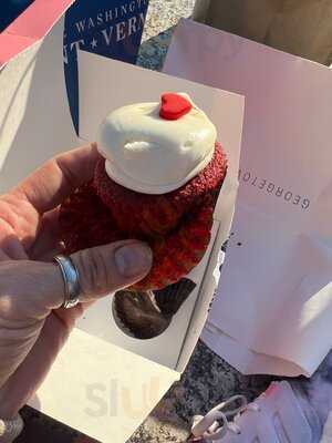 Georgetown Cupcake