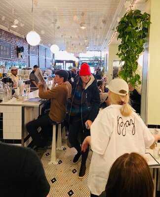 Baz Bagel And Restaurant