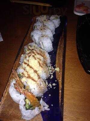 Sakura Sushi & Grill