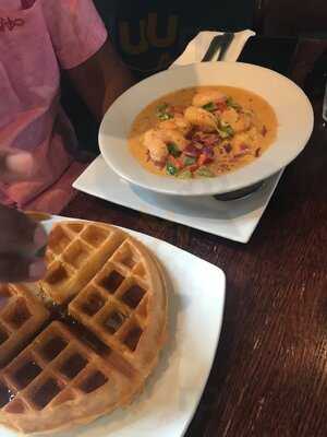 Teavolve Cafe & Lounge