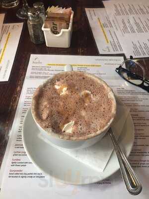 Teavolve Cafe & Lounge