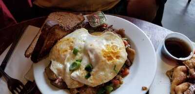 Teavolve Cafe & Lounge