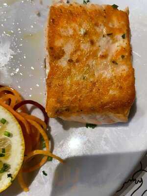 Casablanca Seafood Bar & Grill