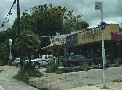 Hyde Park Bar & Grill