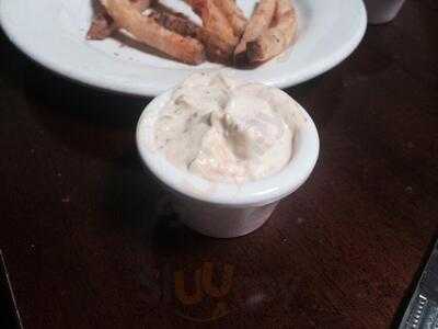 Hyde Park Bar & Grill