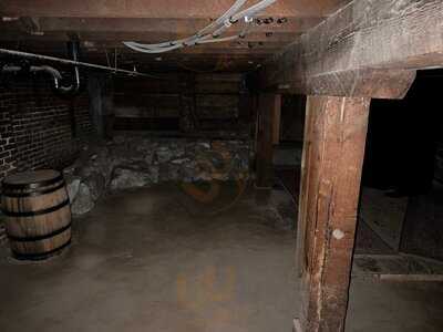 Old Town Pizza & Brewing