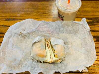 Bruegger's Bagels And Jamba Juice