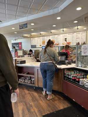 Bruegger's Bagels And Jamba Juice