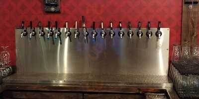 Lowdown Brewery + Kitchen