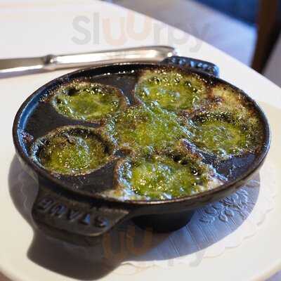 Bistrot Lepic & Wine Bar