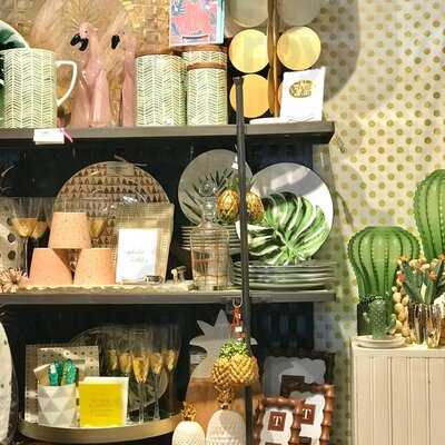 Zest Cafe And Home Art