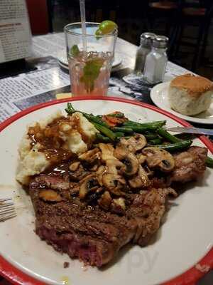 Legend's Pub & Grill