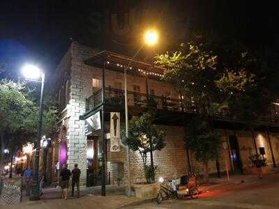 Old School Bar And Grill