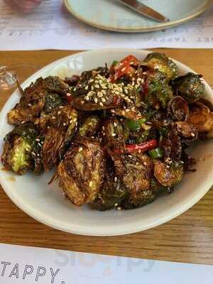 Sixty Vines - Uptown