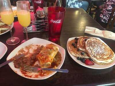 Cinnamon Sugar And Spice Cafe