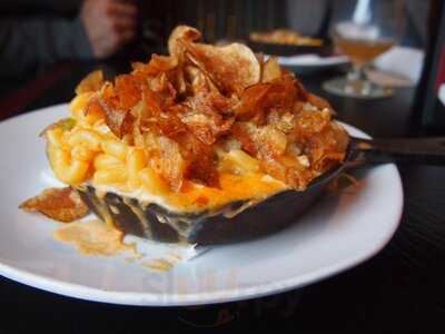 Keystone Bar & Grill Clifton