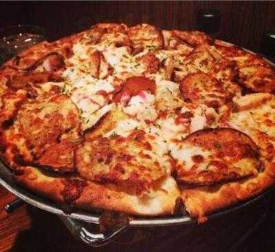 Tony Boombozz Pizzeria