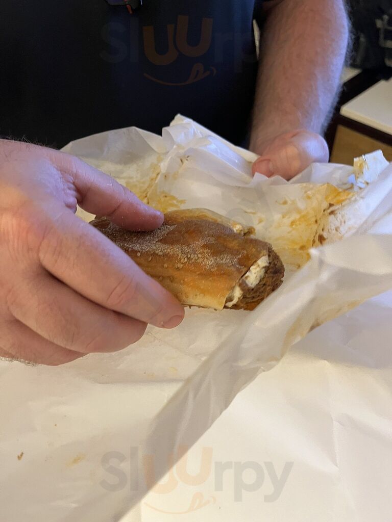 Defonte's Sandwich Shop