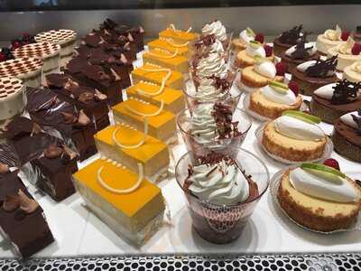 Alon's Bakery & Market At Park Place