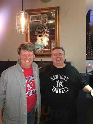 Billy's Sports Bar & Lounge Rooftop