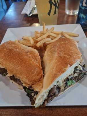 Billy's Sports Bar & Lounge Rooftop