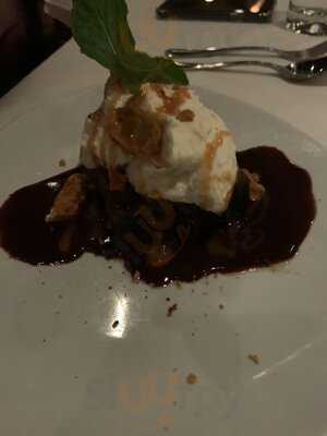 Fleming's Prime Steakhouse & Wine Bar