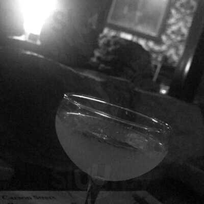 Carmella's Plates & Pints