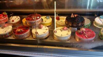 F. Monteleone Bakery