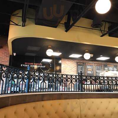 La Segunda  Bakery And Cafe