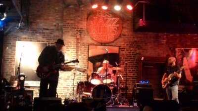 Bb's Jazz, Blues And Soups