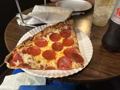 House Of Pizza Downtown