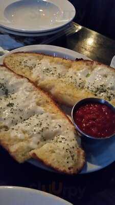 Giovanni's Italian Kitchen