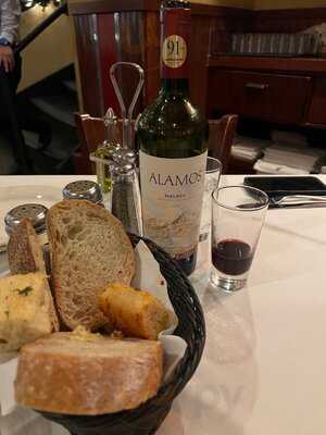 Carmine's Italian Restaurant - Las Vegas