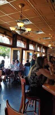 Florentine Cafe Bar & Bistro