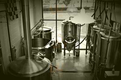 Lineage Brewing